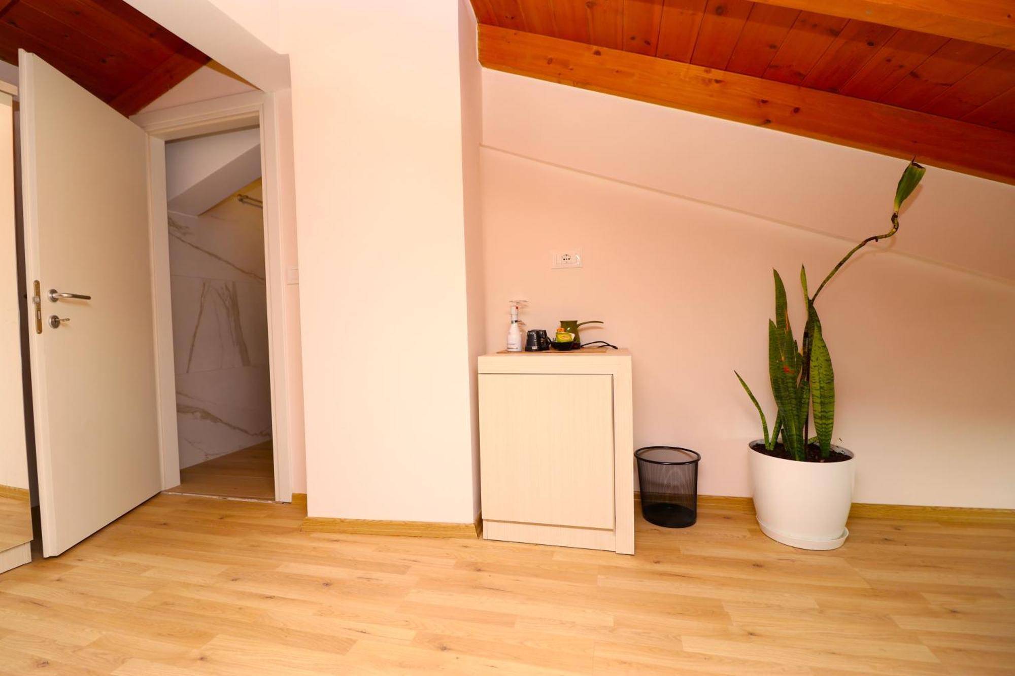 Fegi Rooms 히마레 외부 사진