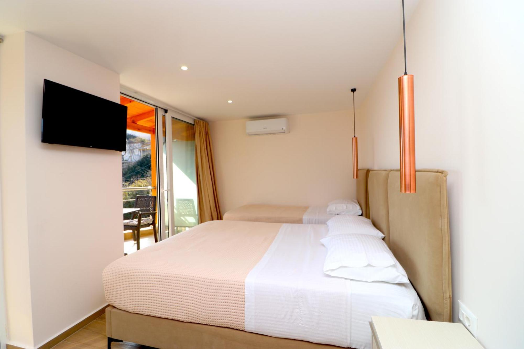 Fegi Rooms 히마레 외부 사진